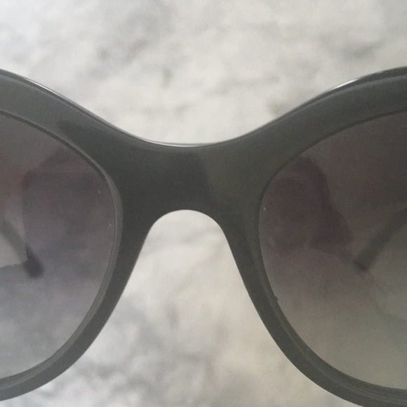 Sunglasses ?